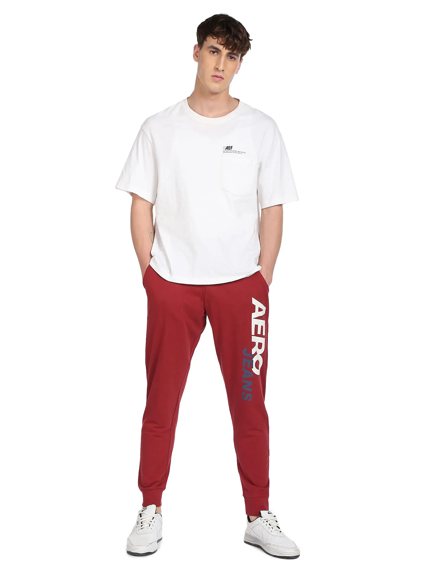 Aeropostale Men Red Brand Print Mid Rise Joggers