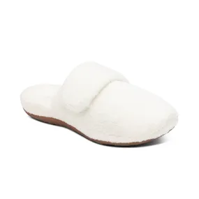 Mandy Closed Toe Slipper