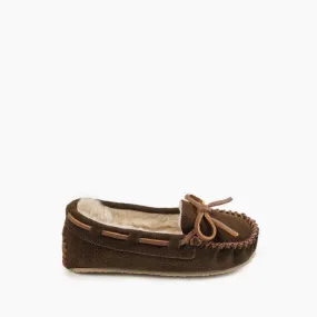 Minnetonka Children’s Cassie Slipper-Chocolate