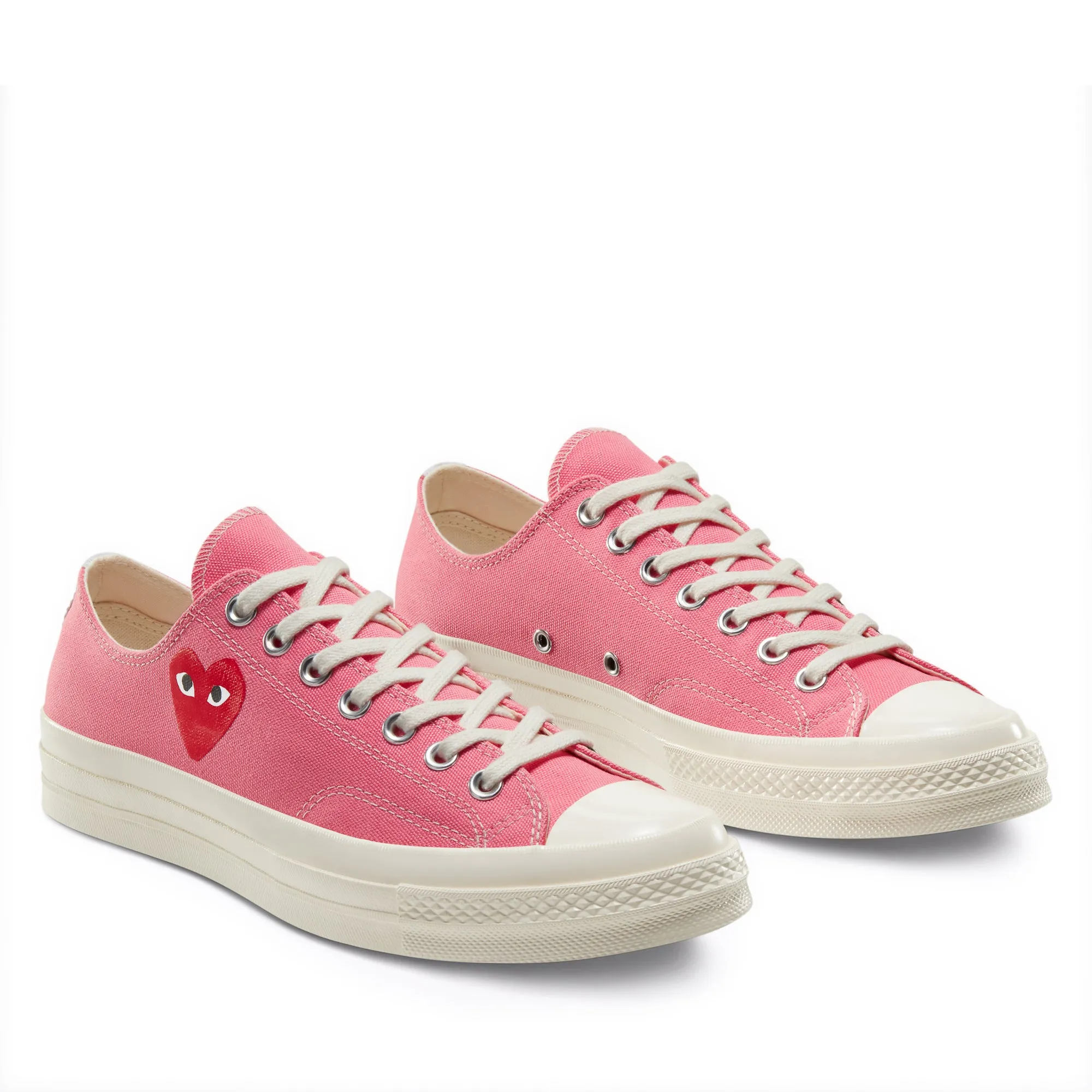 Play Converse Red Heart Chuck ’70 Low Sneakers  Bright Pink