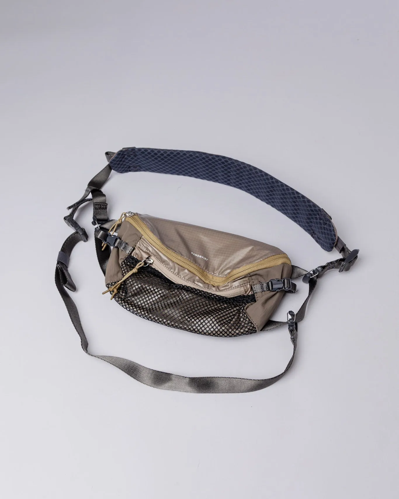 Sandqvist   Lo Bum Bag Fog