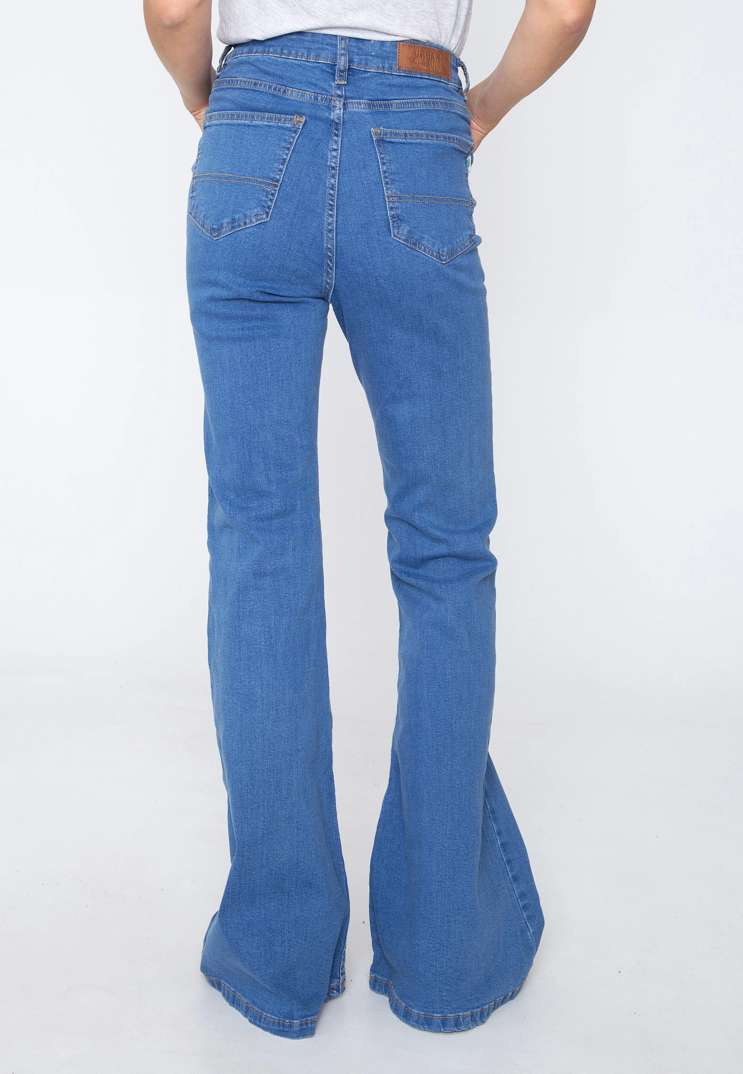 Urban Classics - Ladies Organic High Waist Flared Denim Clearblue Washed - Jeans