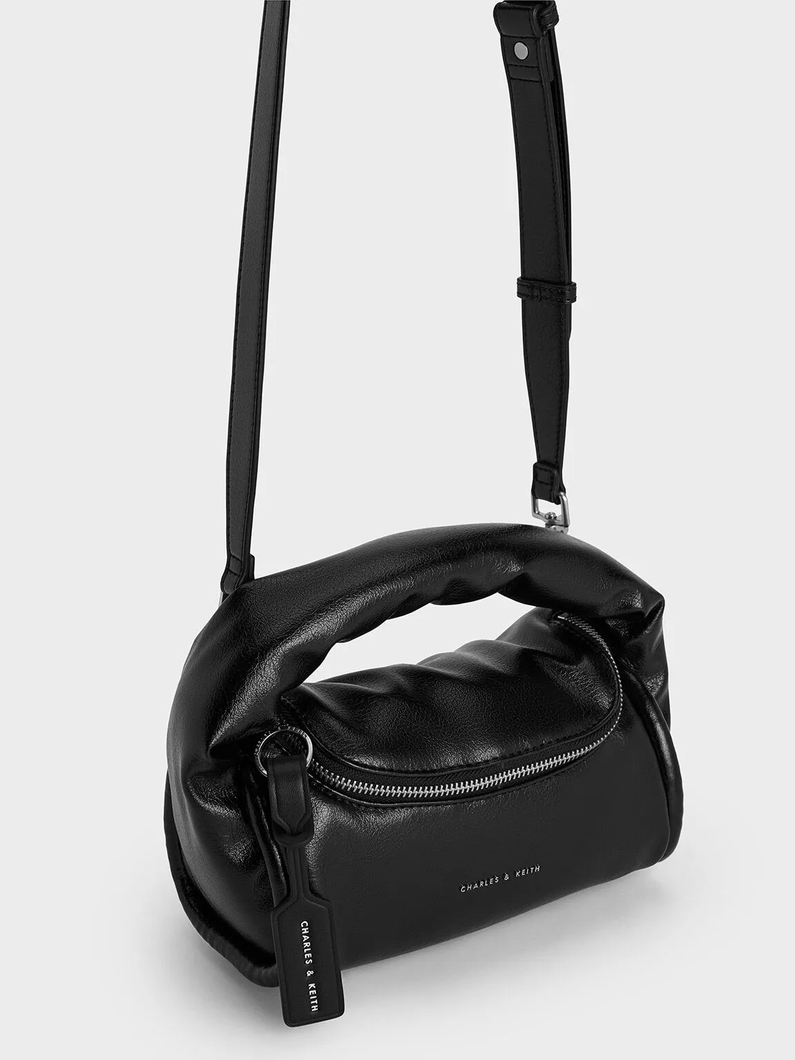 Yama Padded Cylindrical Bag - Noir