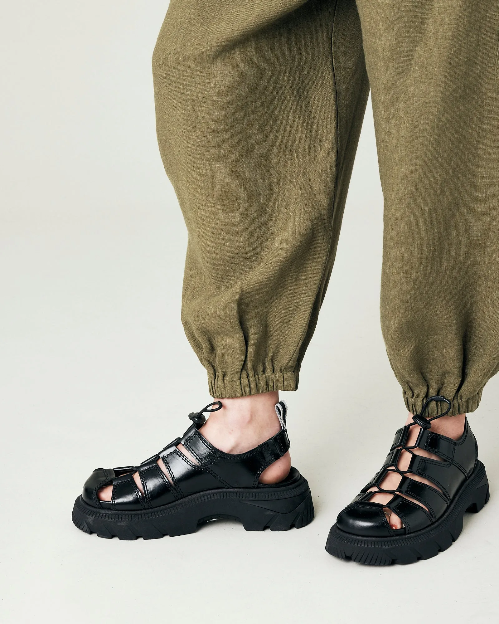 Yoli Light Khaki Linen Trousers